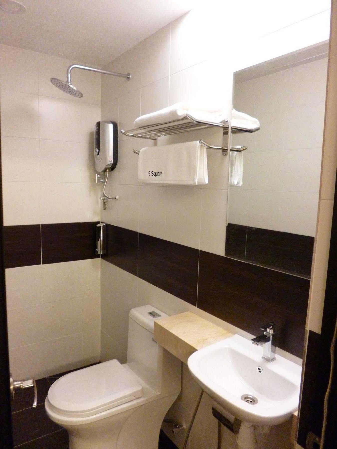 9 Square Hotel - Bangi Exterior foto