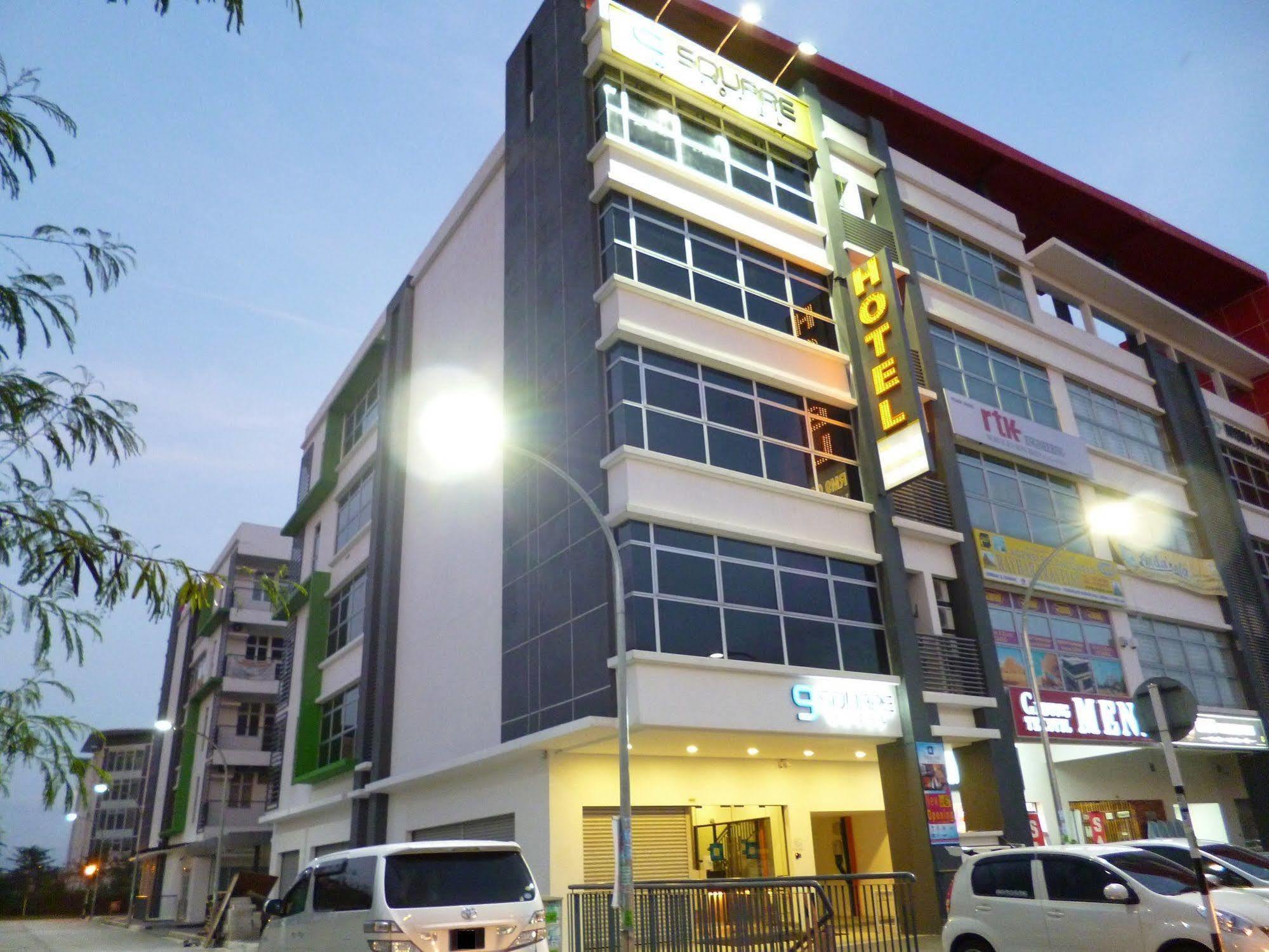 9 Square Hotel - Bangi Exterior foto
